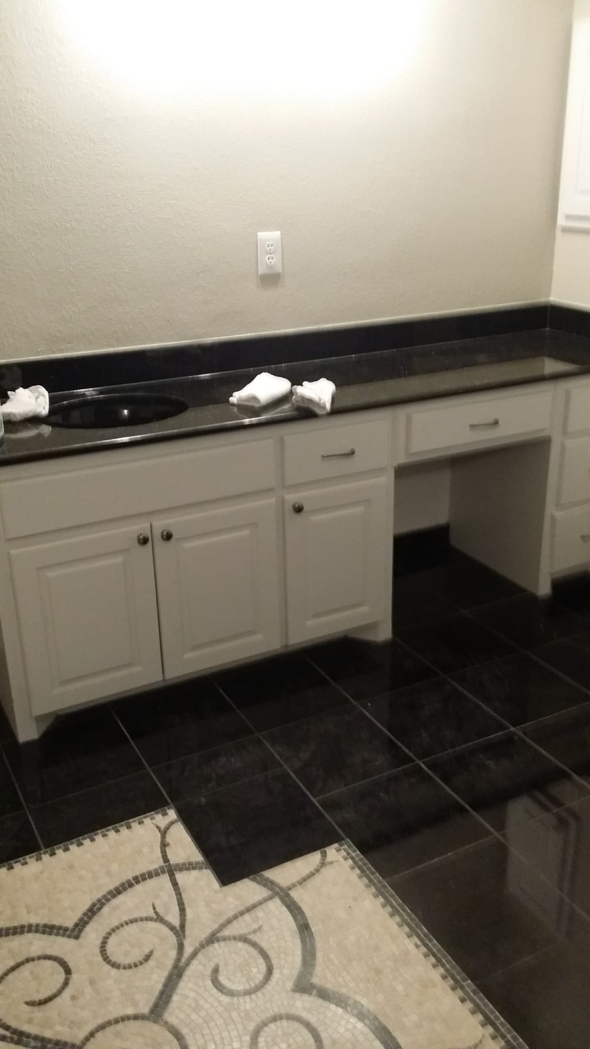 Double vanity